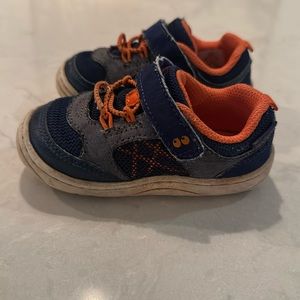 Surprise by Stride Rite Velcro Sneakers Size 5M